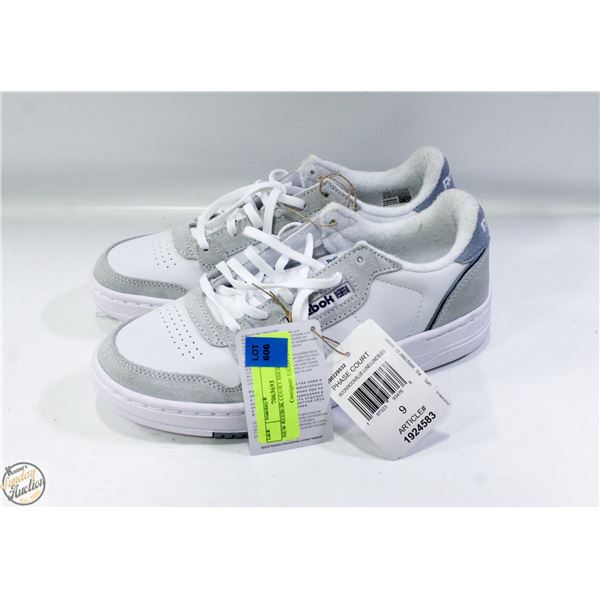 NEW REEBOK COURT SHOES SIZE 9