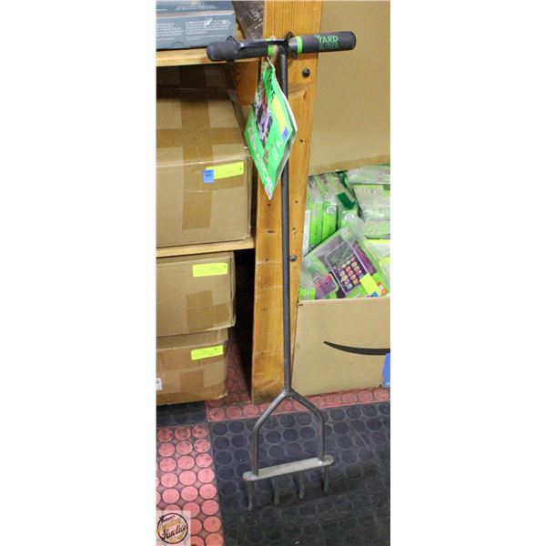 YARD BUTLER M-7C LAWN SPIKE AERATOR