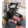 Image 1 : MAXWALK ROLLATOR WALKER WITH SEAT NEWLY