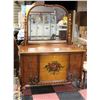 Image 2 : ANTIQUE BEDFRAME DBL SIZE MALCOM BETTER BUILT
