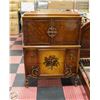 Image 4 : ANTIQUE BEDFRAME DBL SIZE MALCOM BETTER BUILT