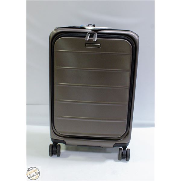 RIACRDO LUGGAGE BEVERLY HILLS CARRY ON