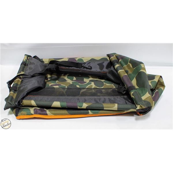 BRAND NEW NUEVO DOG CAR SEAT