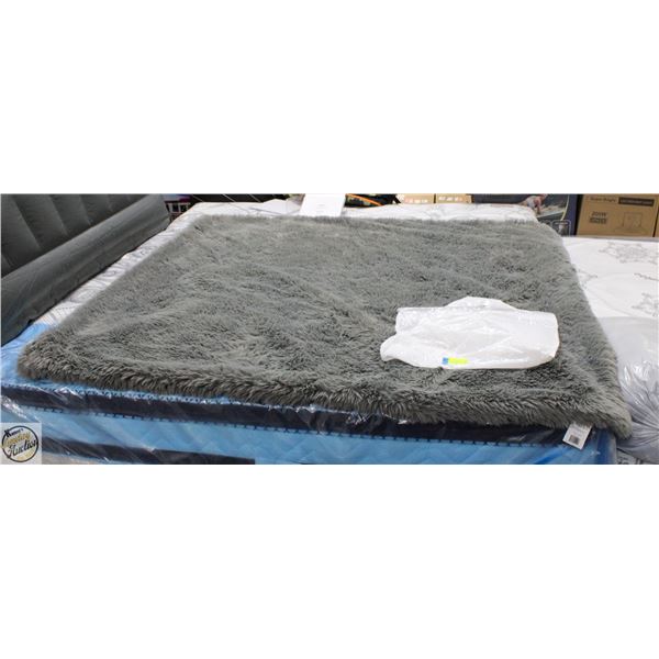 MONCHATEAU JACQUARD FAUX FUR BLANKET 60 X 70"