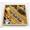 Image 1 : ESTATE TRINKET SHELF WITH VARIOUS CONTENTS