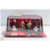 Image 1 : DISNEY STORE STAR WARS 7 PC FIGURINE SET