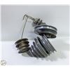 Image 1 : LOT OF STEP PULLEYS AND REGULAR PULLEYS