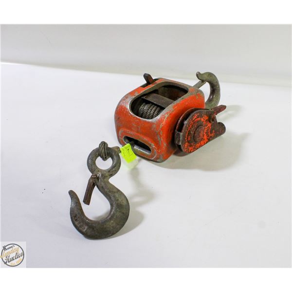 1 TON JACK LIFT BY COMET