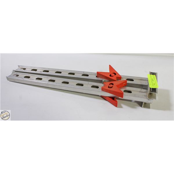 HIRSH ADJUSTABLE FRAME CLAMP