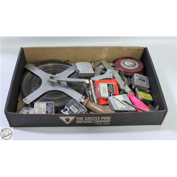 FLAT OF STEEL TAPE MEASURES