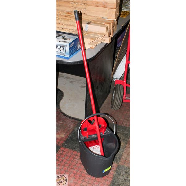 VILEDA MOP+BUCKET W/REPLACEMENT HEADS