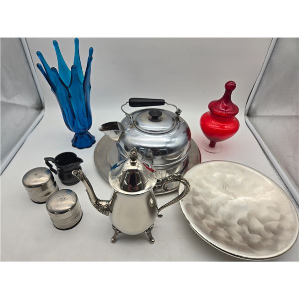 assorted dishes and doecorative glassware (cla27)