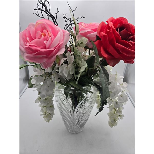 pinwheel vase with foux flowers (cm32)