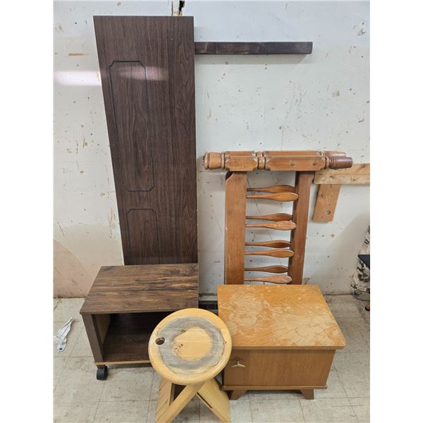 assortment of wood furniture peices (crc26)