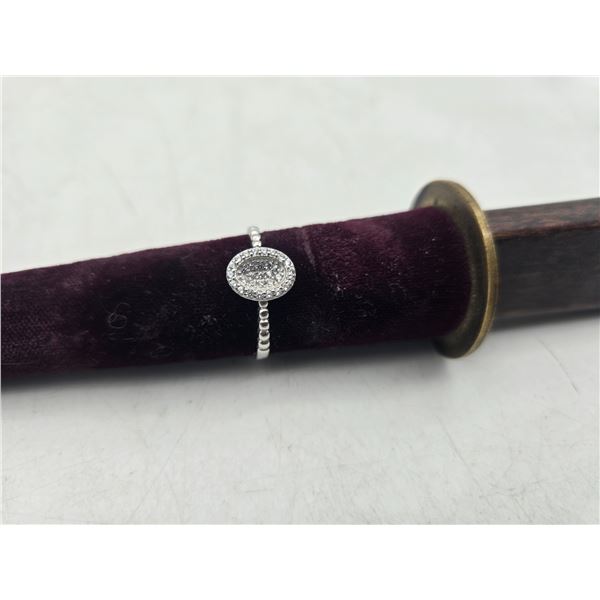 925 sterling silver ring with cubic cluster setting (cl2)