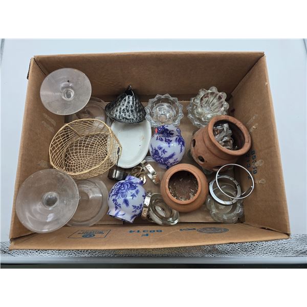 box of assortedstone and glassware containors and dishes (cl2)