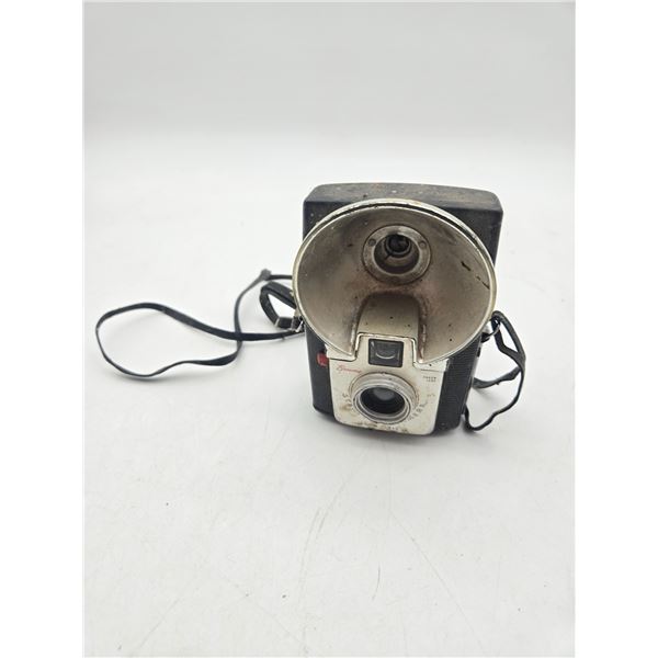 vintage Kodak Brownie Starflash camera (cl2)