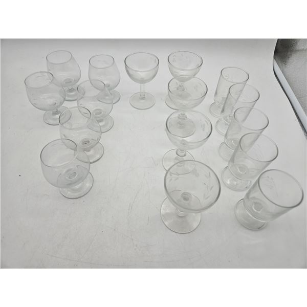 fancy drinking glassware (cl2)