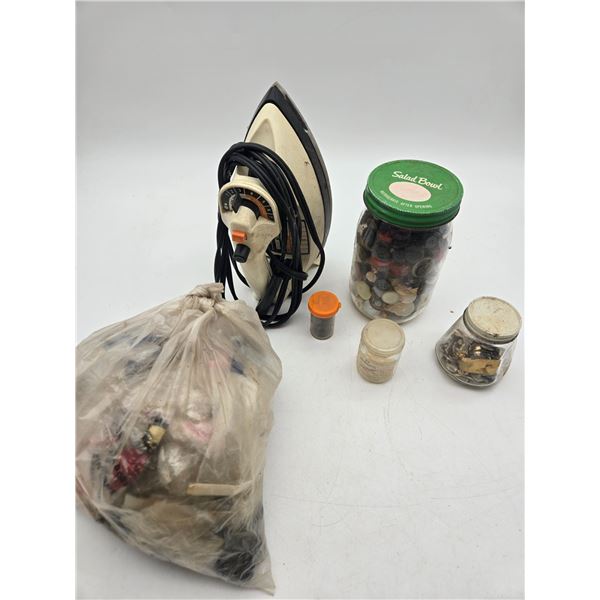 Vintage iron and buttons (cl2)