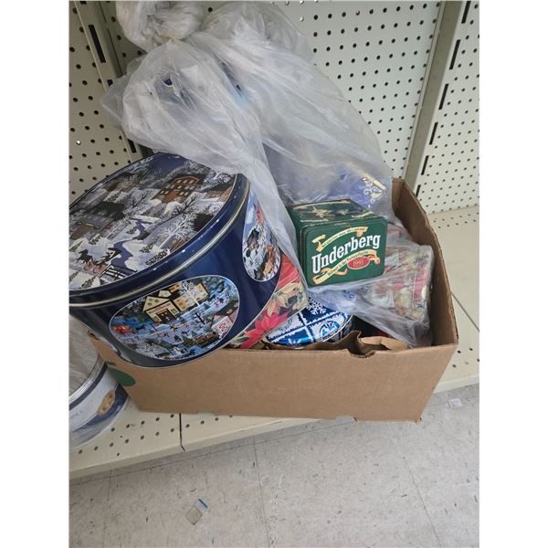 bag of assorted tin containers (cl2)