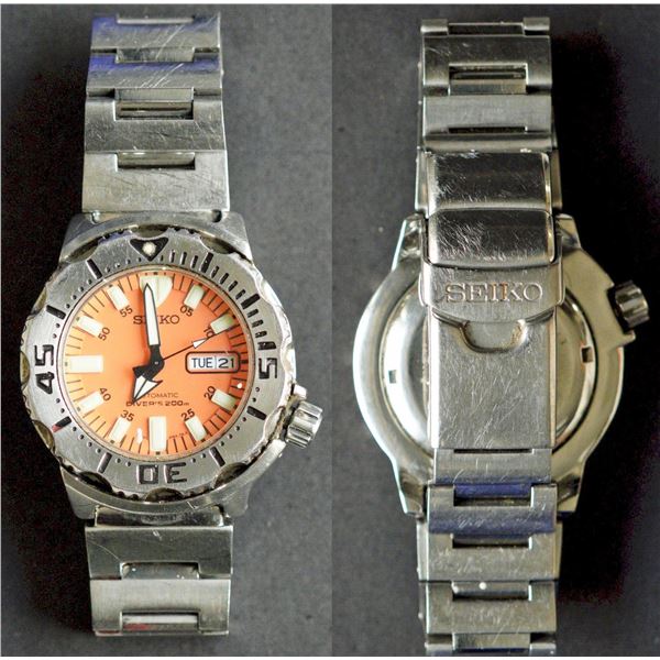 Seiko Orange Monster Automatic Diver's Day Date Watch.  Used in Good Condtion.