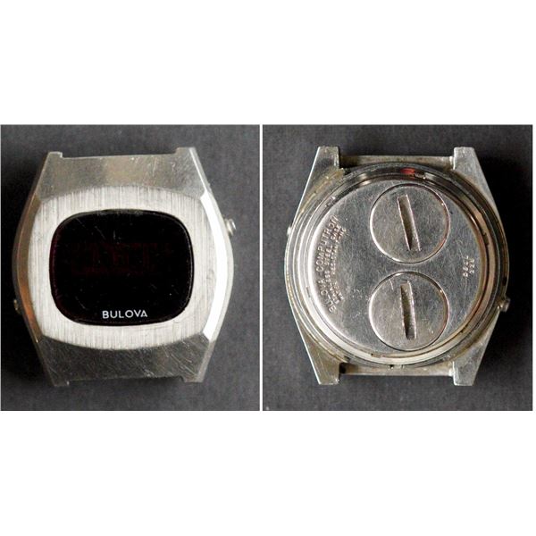 Bulova Vintage Men's Computron Red LED issue.  Functionnal w/new batterie - no bracelet.