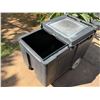Image 2 : Cambro Sliding Lid Mobile Ice Caddy 36" x 22"