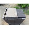 Image 2 : Sliding Lid Mobile Ice Caddy 35" x 22" x 39"H