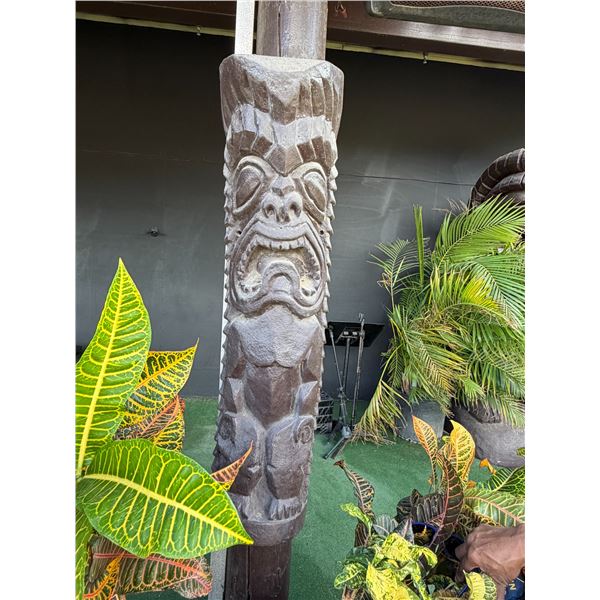 Tiki Statue 8" x 39"H