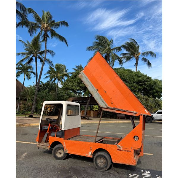Taylor-Dunn Electric Cart w/ Covered Cab & Dump Body 1000 lb Capacity  (Starts & Runs, See Video)