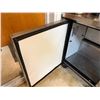Image 6 : True TUC-48 Undercounter 2-Section Refrigerator