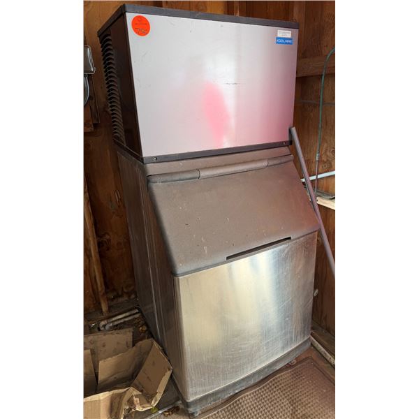 Kool-Aire Ice Machine w/ Storage Bin (works) Pick up Jan. 16 & 17 by appointment.