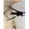Image 8 : Interfit Strobies Pro-Flash 360 w/ Battery Pack on Manfrotto 1005BAC Light Stand