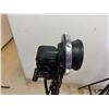 Image 8 : Interfit Strobies Pro-Flash 360 w/ Battery Pack on Manfrotto 1005BAC Light Stand