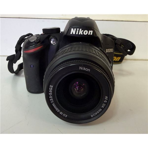 Nikon D3200 DSLR Digital Camera w/ AF-S DX 18-55mm f/3.5-5.6G II Lens