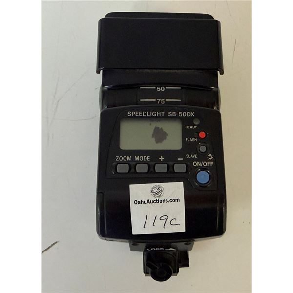 Nikon SpeedLight SB-50DX D-TTL Flash