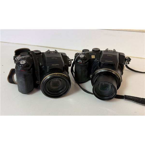 Qty 2 Fujifilm FinePix S20 Pro Digital Cameras w/ Misc Lenses