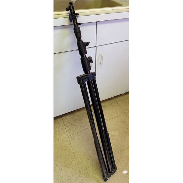 Manfrotto 1005BAC Light Stand w/ Geared Mounting Column