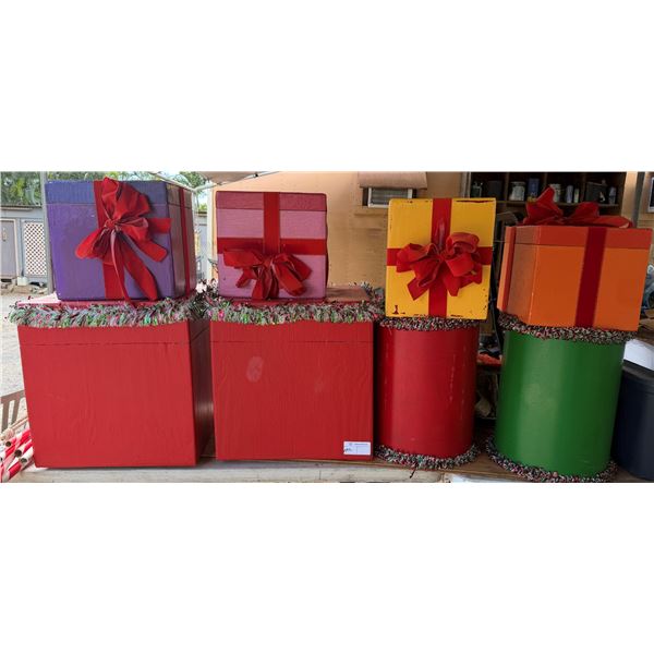 Decorative Gift Display 88" x 24" x 40"H