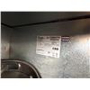 Image 10 : True TDD-3 Three-Door Draft Beer Cooler (taps & contents not included)