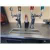 Image 2 : True TDD-3 Three-Door Draft Beer Cooler (taps & contents not included)