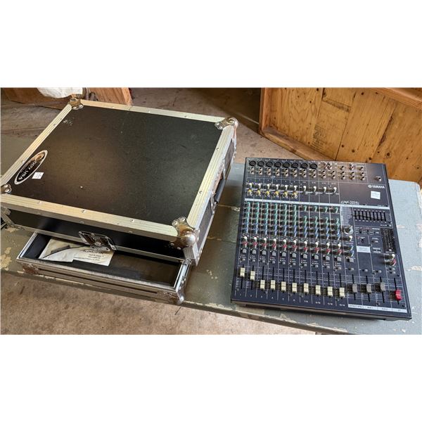 Yamaha EMX5014C Powered Mixer w/ Hard Case