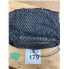 Image 1 : COACH BLACK QUILTED NYLON SHOULDER BAG