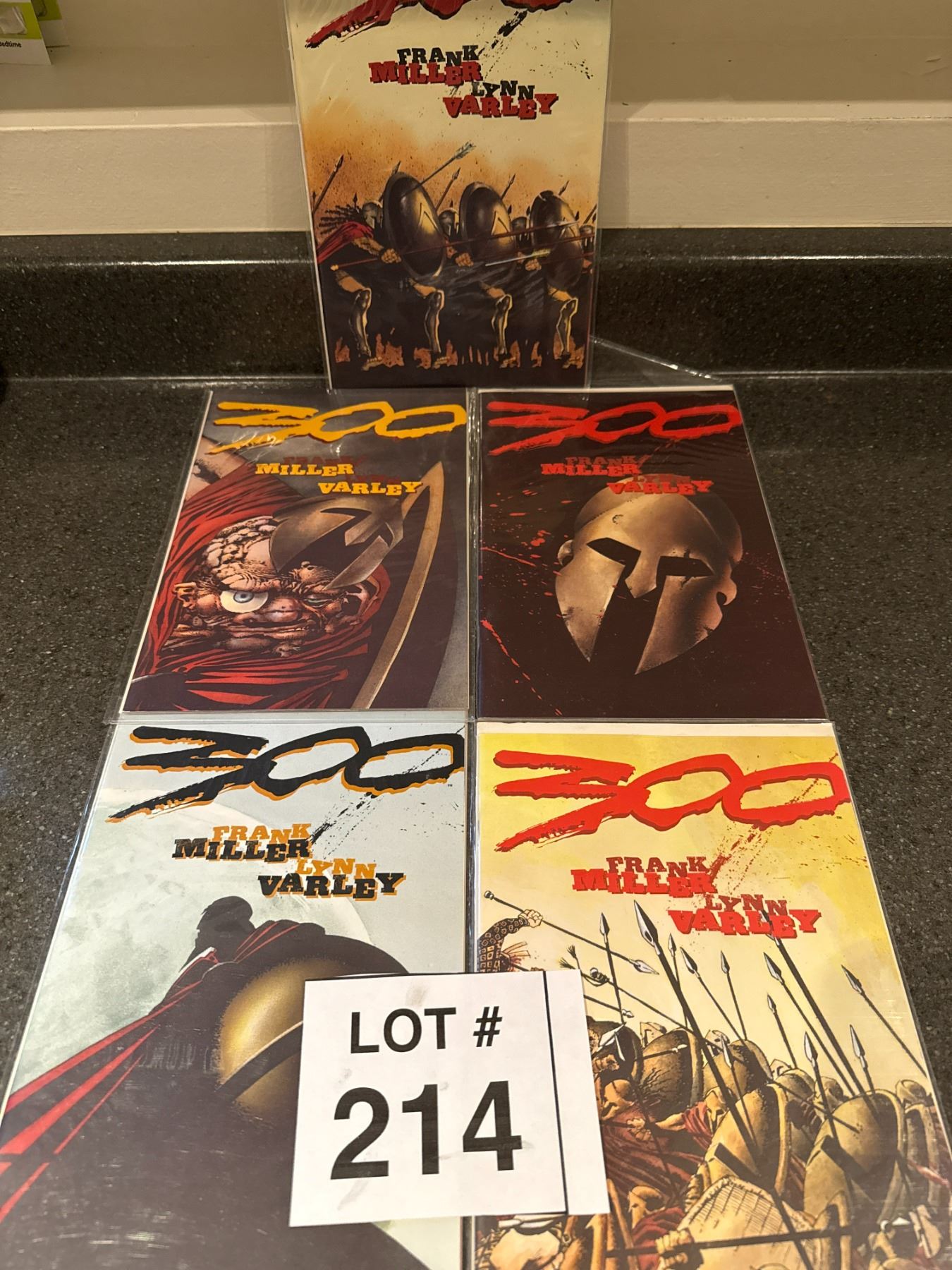 300 COMPLETE COMIC SET – FRANK MILLER & LYNN VARLEY – DARK HORSE