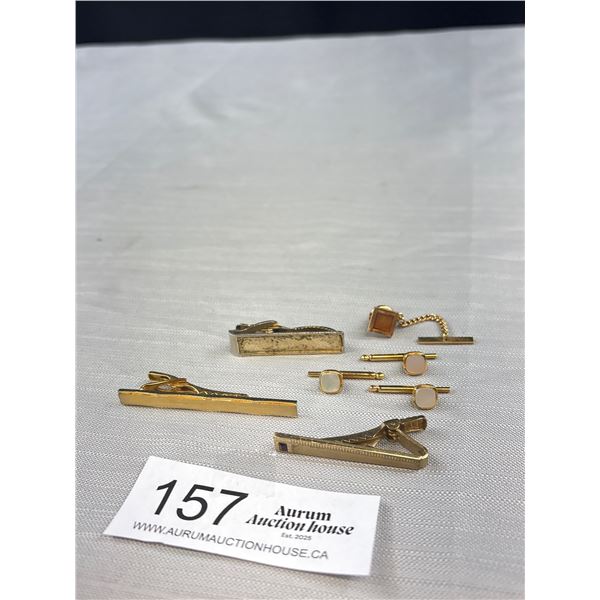 Lot of Vintage Tie Bars, Studs, etc.