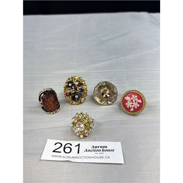 5 Vintage Rings