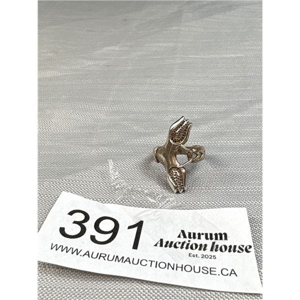 Very Unusual Design Sterling Ring