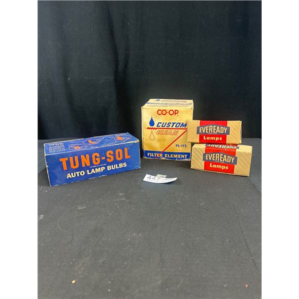 Vntage Automotive Lot Everready bulbs etc