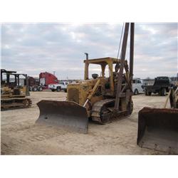 1982 Cat D4e Pipelayer