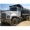 Image 1 : 1992 Mack Rd690 Dump Truck